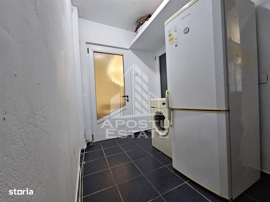 Apartament o camera decomandat zona Take Ionescu