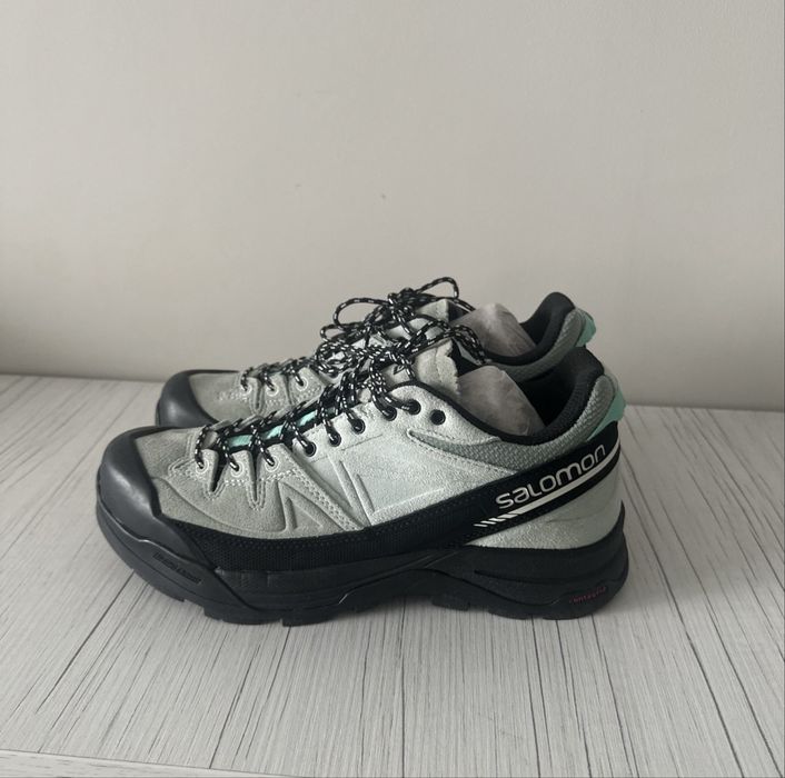 Кроссовки стильные Salomon