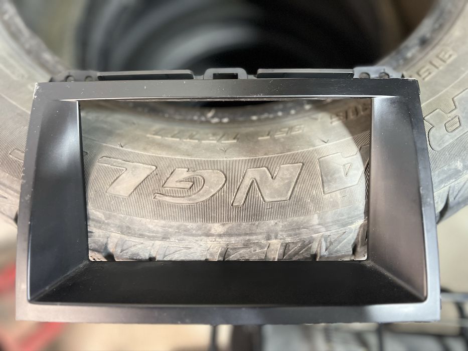 Рамка магнитолы на Toyota Land Cruiser Prado 120