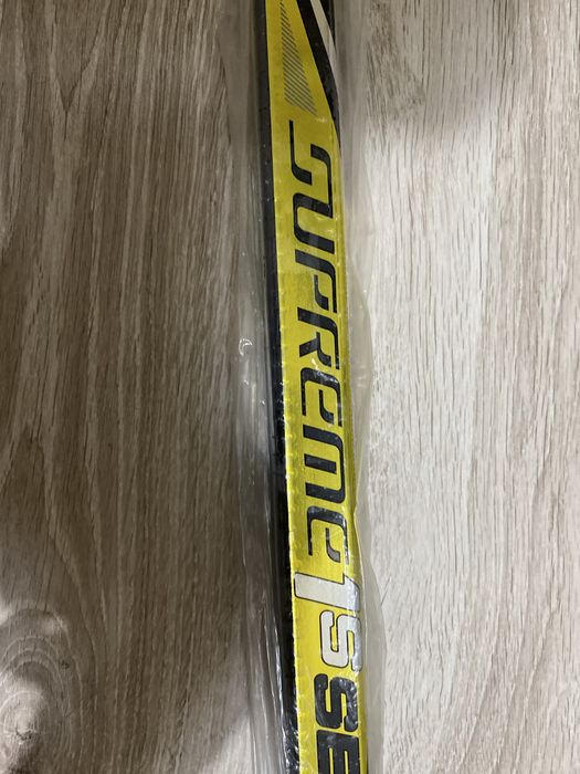 Хоккейные клюшка