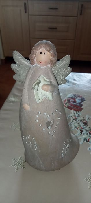 Vând un set de decorațiuni superbe la un preț avantajos