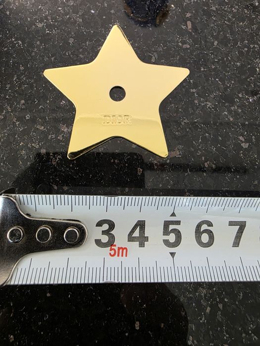 Звездата на DIOR Оригинална