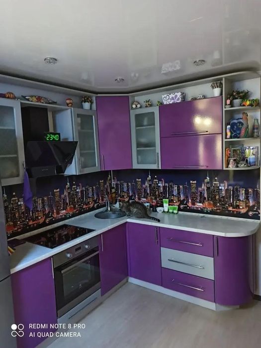 Продам 3х квартиру центр