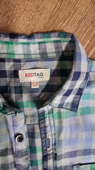 Двойка RED TAG для мальчиков 7-9 лет 
Отличном состоянии 
58 000 сум