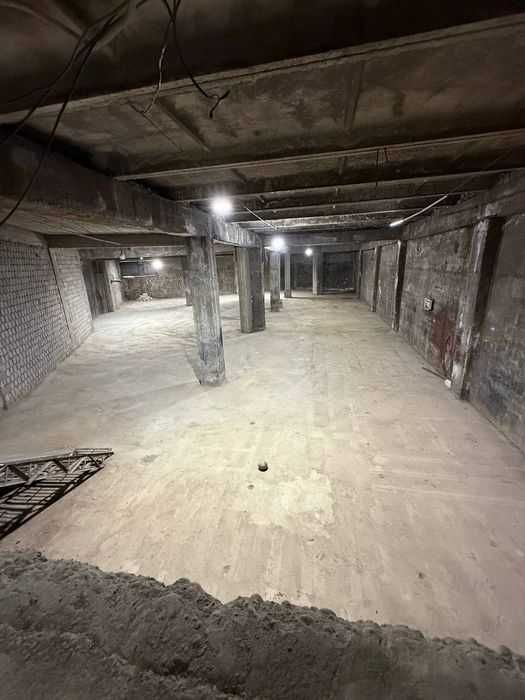 Складское помещение 2100 м2  Ориентир: Эшонгузар (36589)