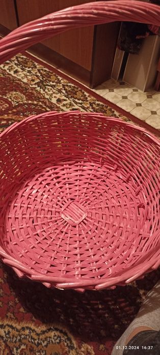 Плетёная корзина
