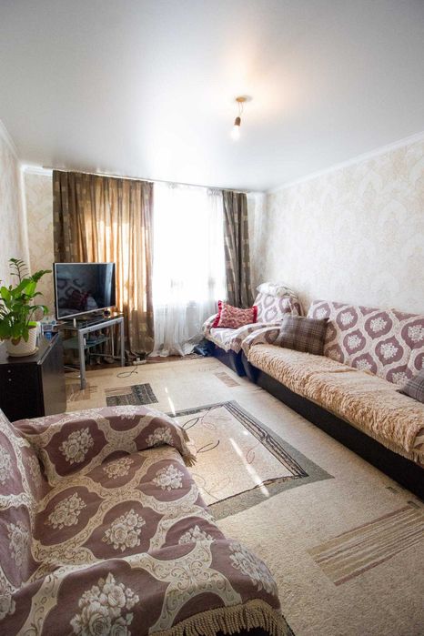 продам 3шку в 5 мкр Эмиль империя