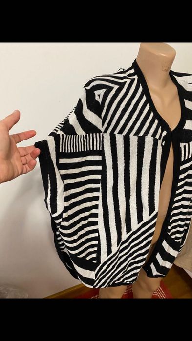 Pelerine tricotate , Poncho