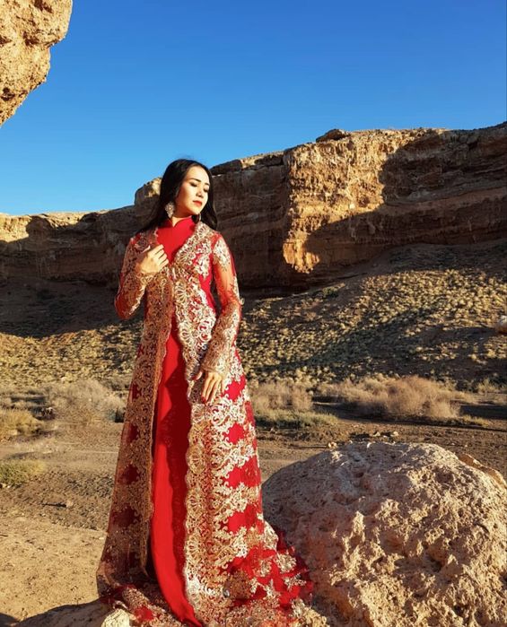 Платья на узату или хну