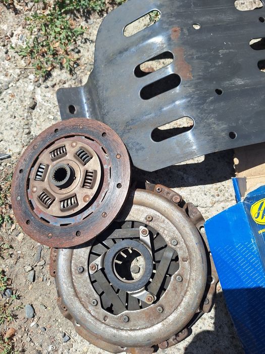 Продам запчасти  на ЖИГУЛИ