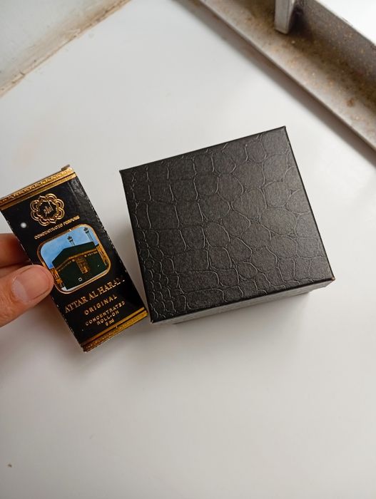 Женские часы , миск в подарок!