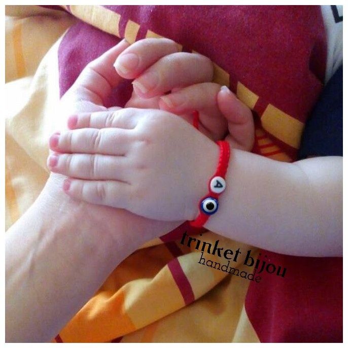 Серебряный браслет на руку от сглаза для ребенка на рождение