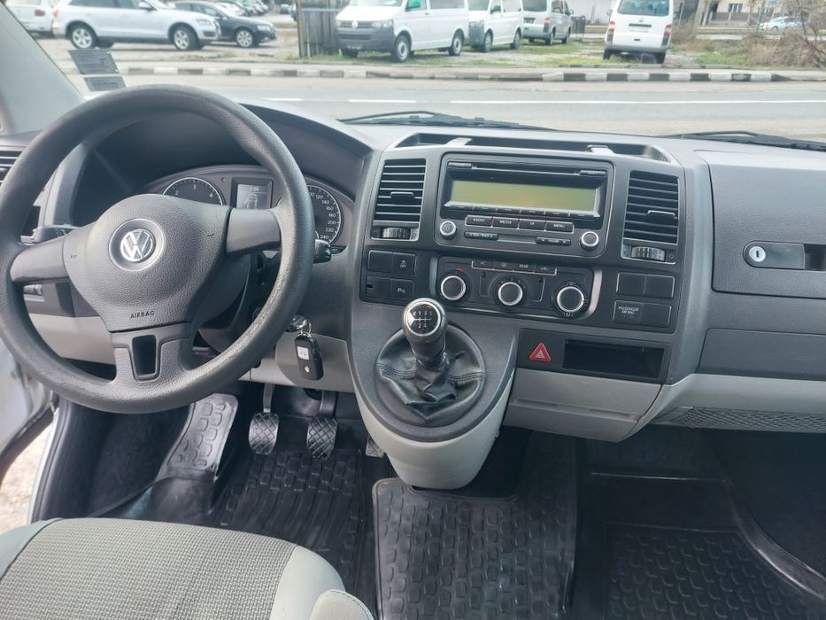VW Transporter T5 8+1 Locuri 2011