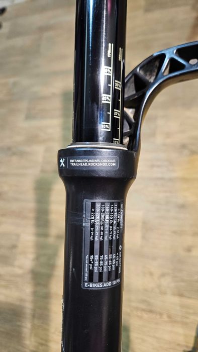 Вилка RockShox Lyrik Select+, 170mm, 27.5"