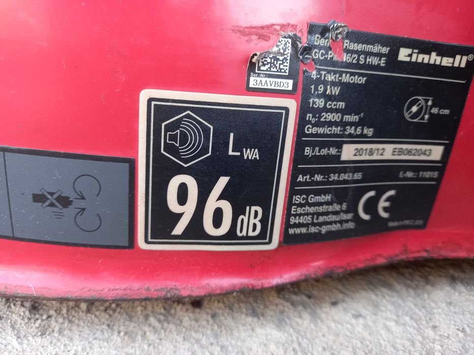 Masina tuns iarba pe benzina Einhell