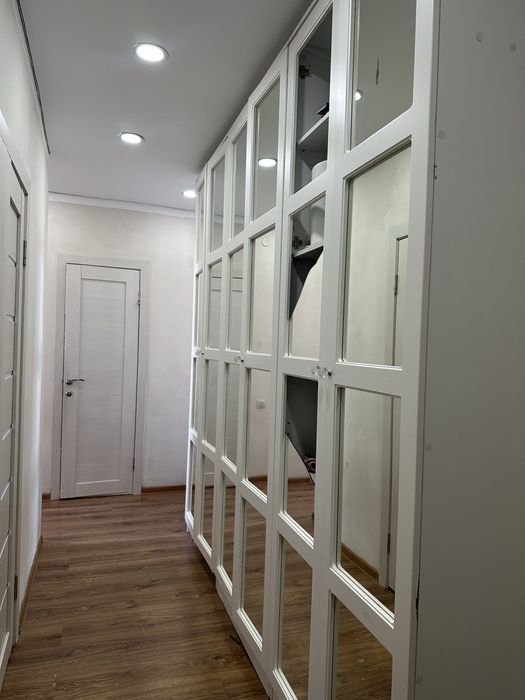 Продается шкаф большой