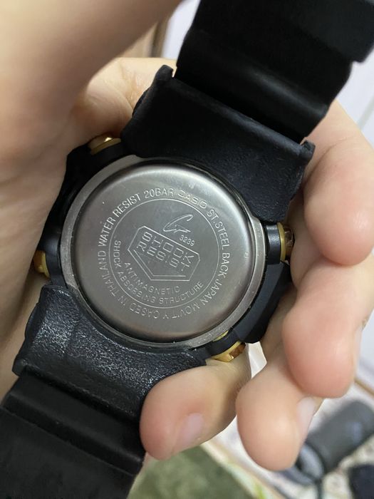 Продам Casio G-Shock GA-400GB