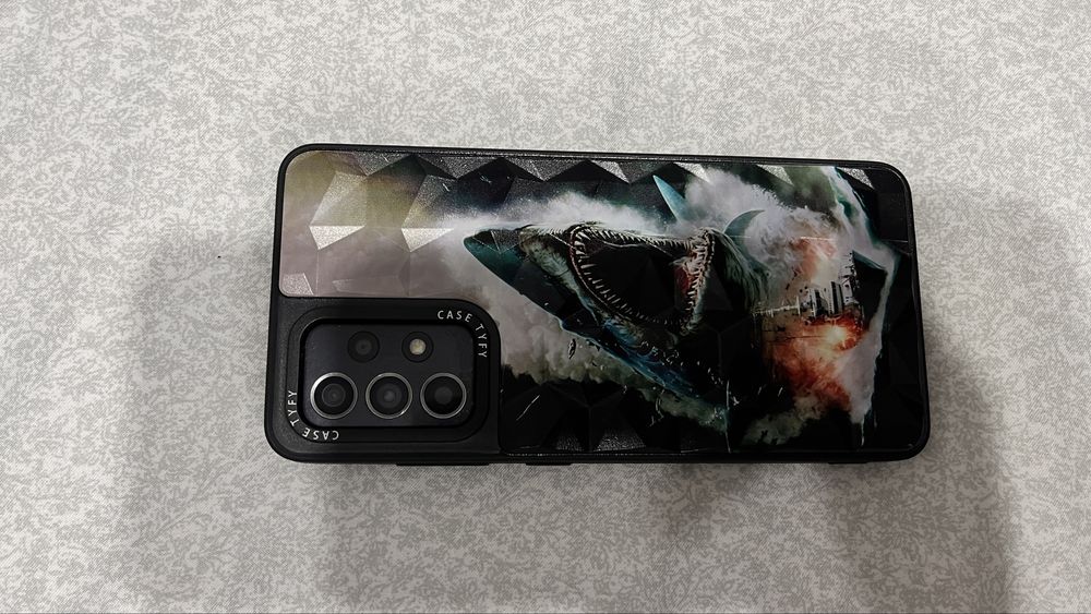 Samsung A52 128GB цена 33000