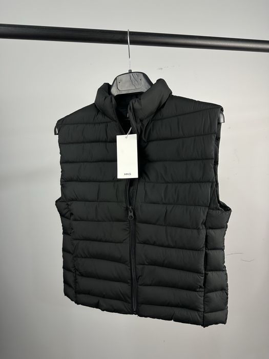 MANGO дамски къс  елек / грейка в черно