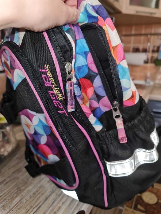 Школьный рюкзак  для девочки.