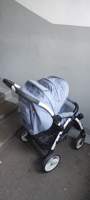 Детская коляска