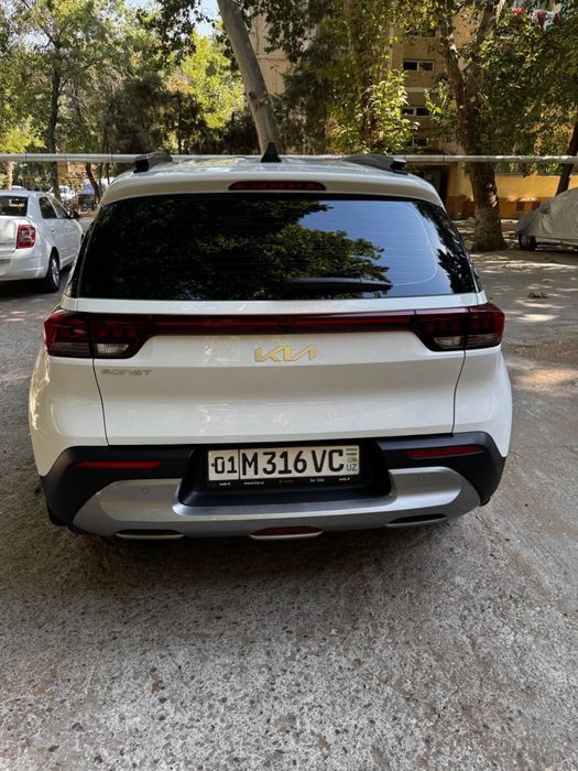 Продается kia sonet 3 позиция 2024