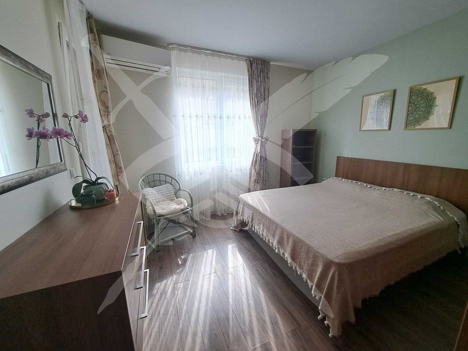 Продава се Тристаен апартамент в Бургас, Сарафово - 110 кв.м за 2228 €/кв.м - Снимка #3
