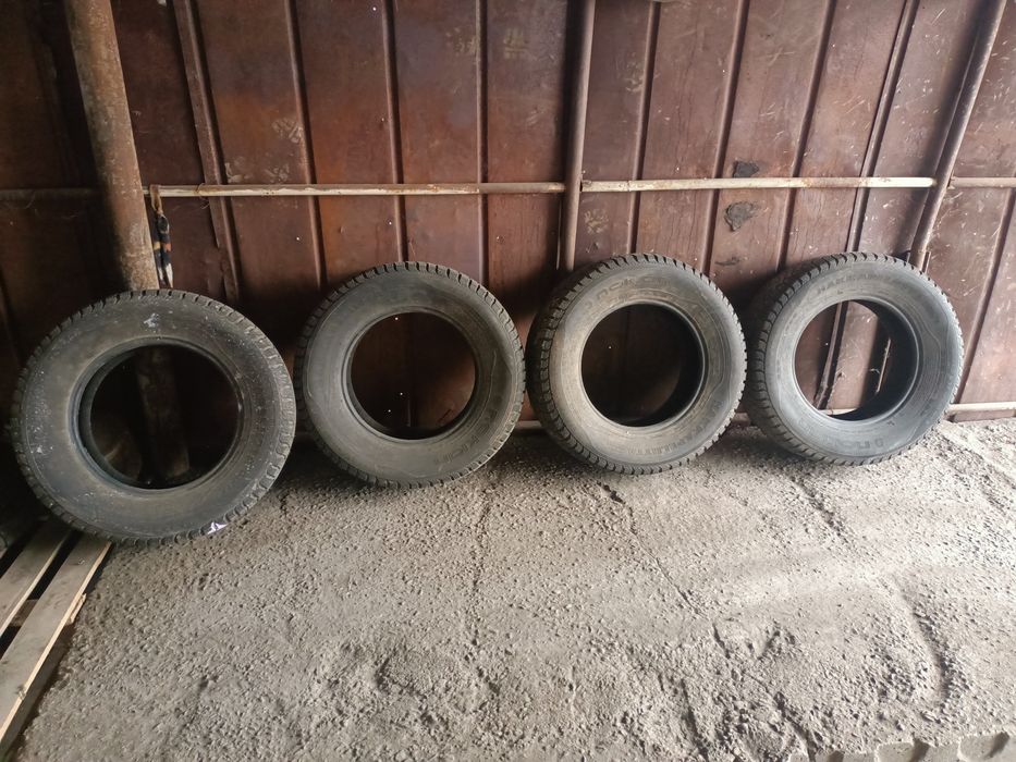 Зимние шины с шипами