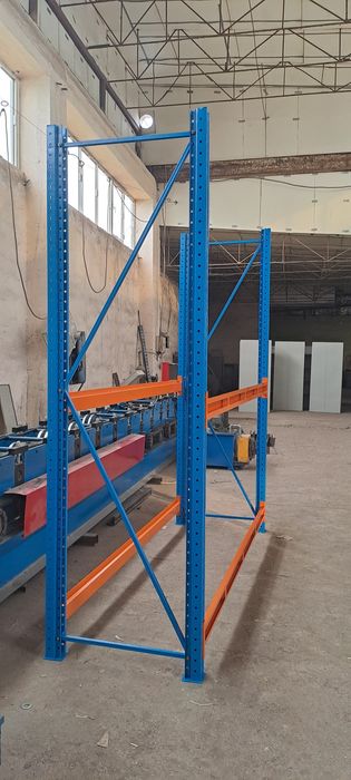 Высотные стеллажи для складских помещений