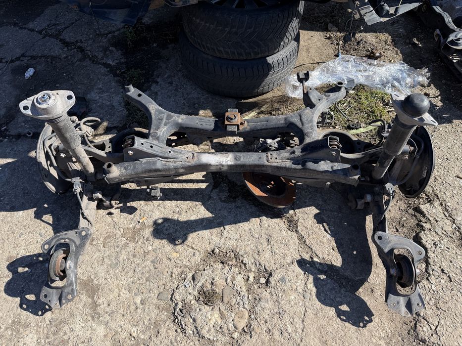 Punte spate Toyota CHR