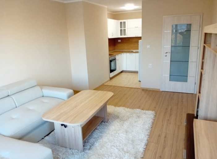 Дава се под наем Двустаен апартамент в София, Център - 65 кв.м за 660 € - Снимка #1