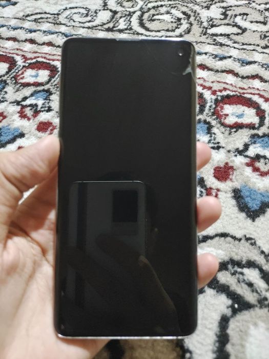 Samsung S10 sotiladi