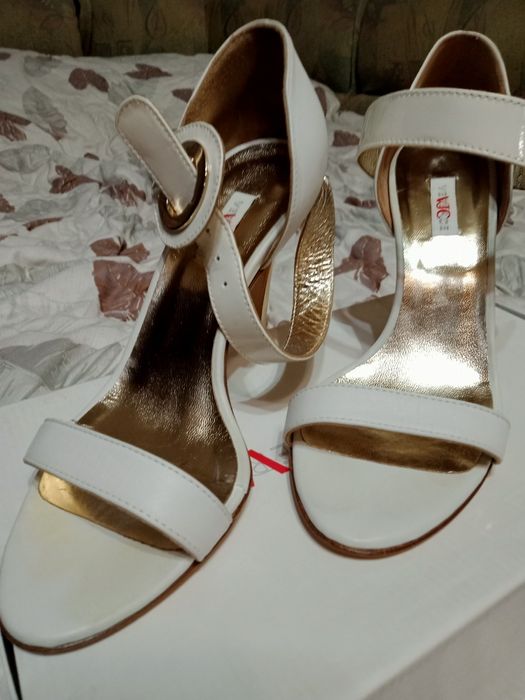 Продам туфли VERSACE