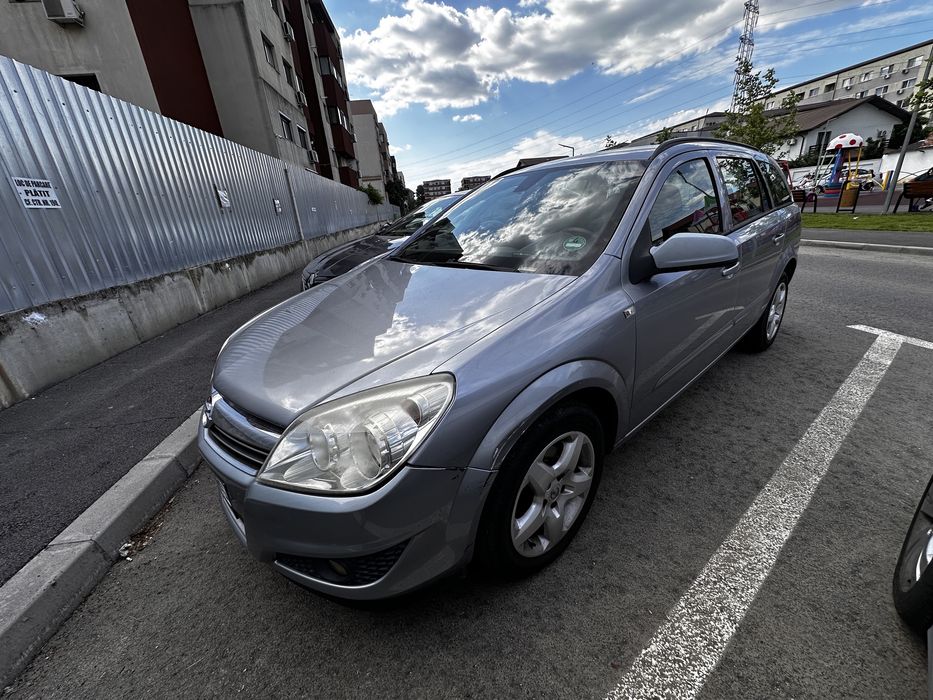 Opel Astra H - benzina - 2008 - de vanzare