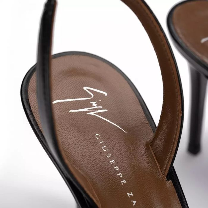 Giuseppe Zanotti високи дамски сандали 38
Дамски високи сандали