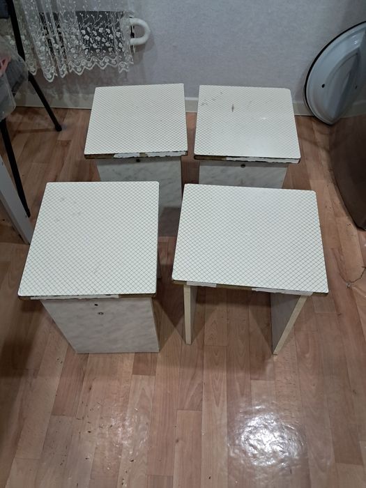Продам табуретки