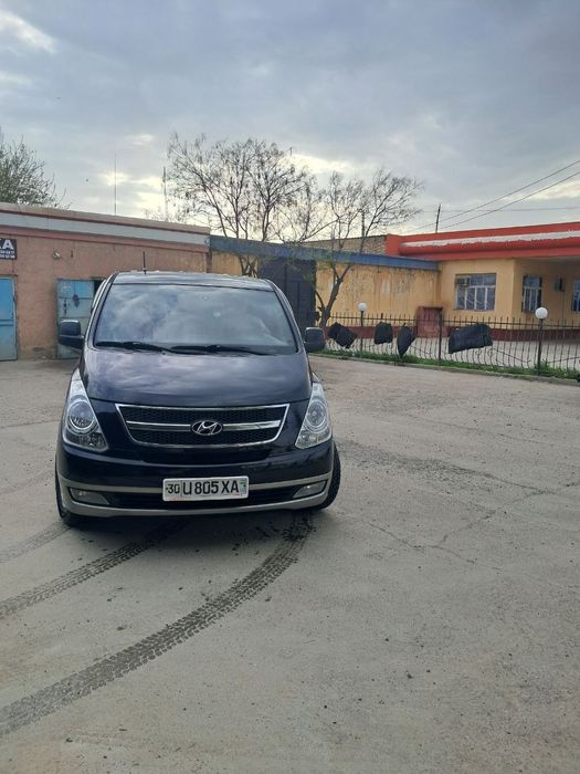 Hyundai grand starex