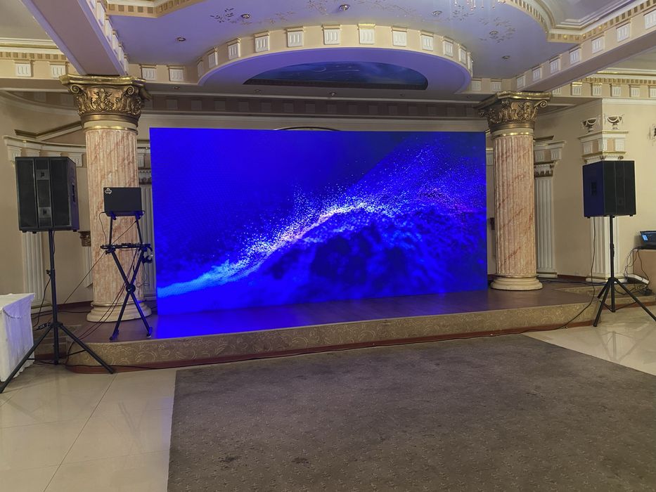 Лед Экран свет и другие