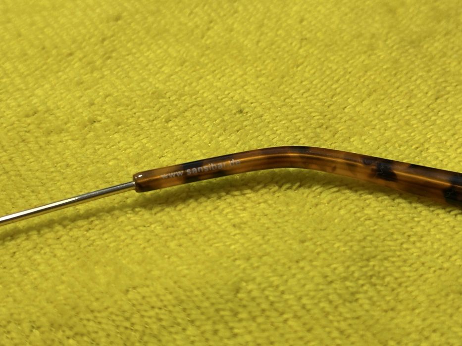 Vand Ochelari De Soare , damă