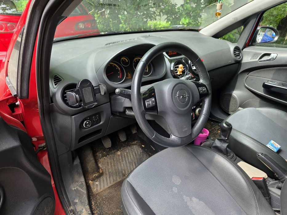 Opel Corsa D 1.2 Benzină + GPL | 2011 | 176.000 km