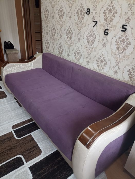 Продам диван за символическую стоимость!