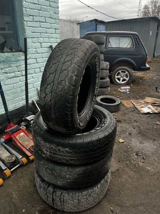 Продам шины 16 на джип