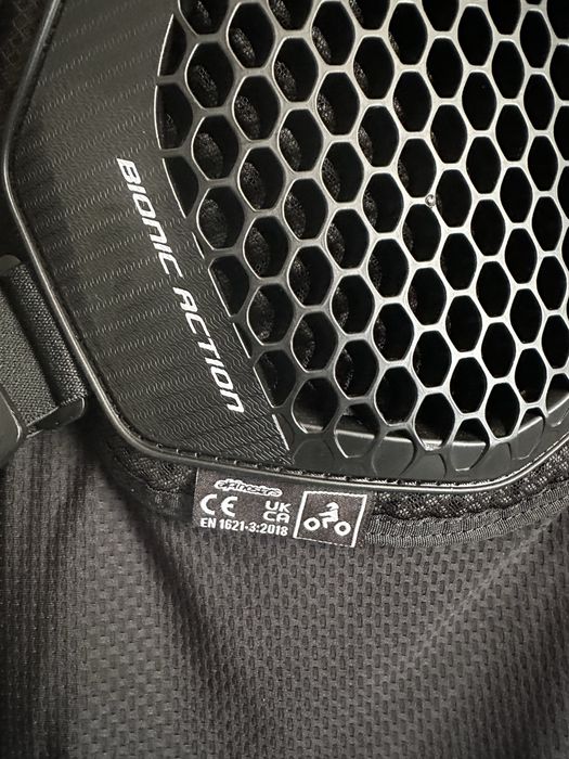 Armura alpinestars bionic action v2