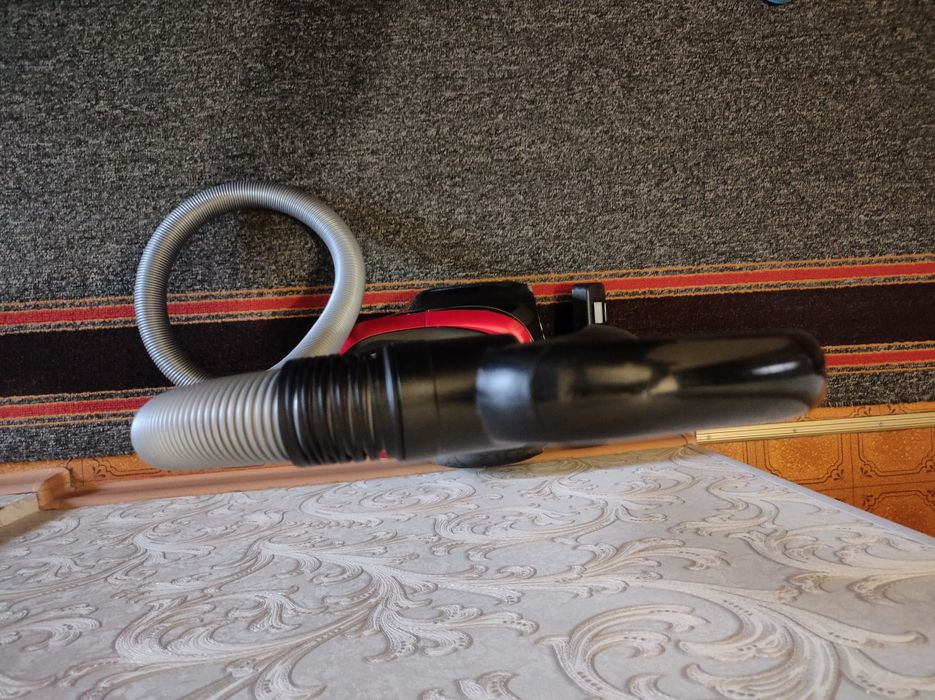 Продается пылесо Samsung