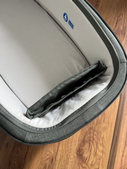 Nuna Lytl pine кош за новородено