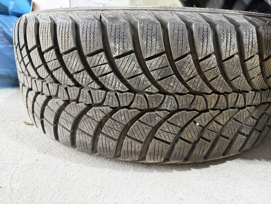 4бр 245/40/19 Kumho WinterCraft WR71 DOT21
