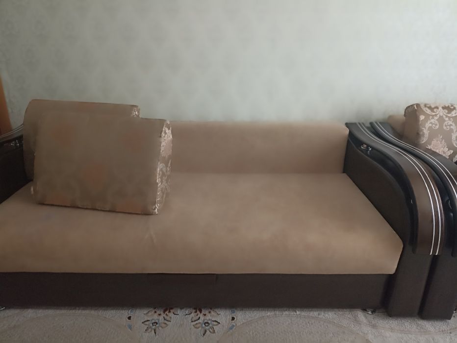 Продам Диван + кресло