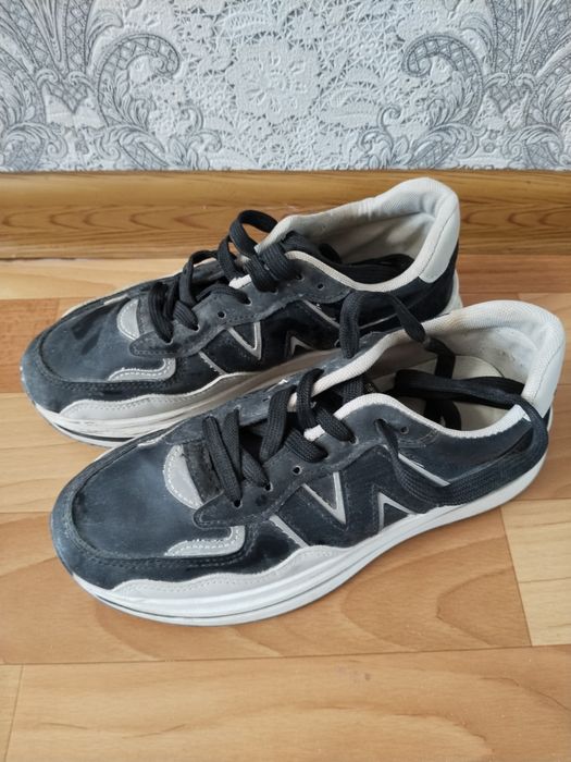 Кроссовки мужской, женский