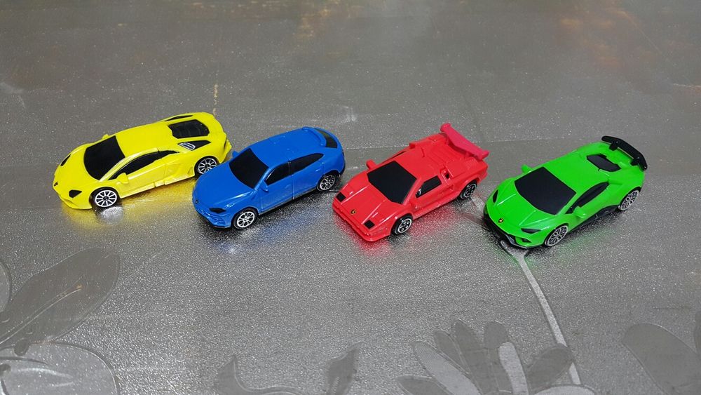 Микс киндер играчки