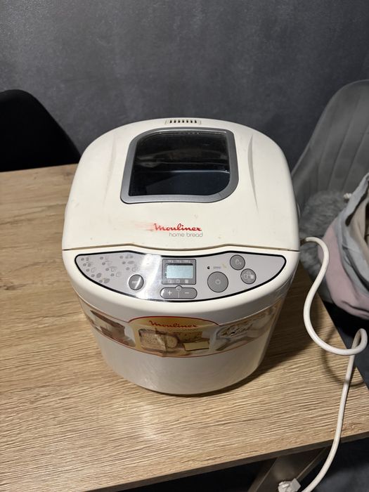 Aparat de facut paine